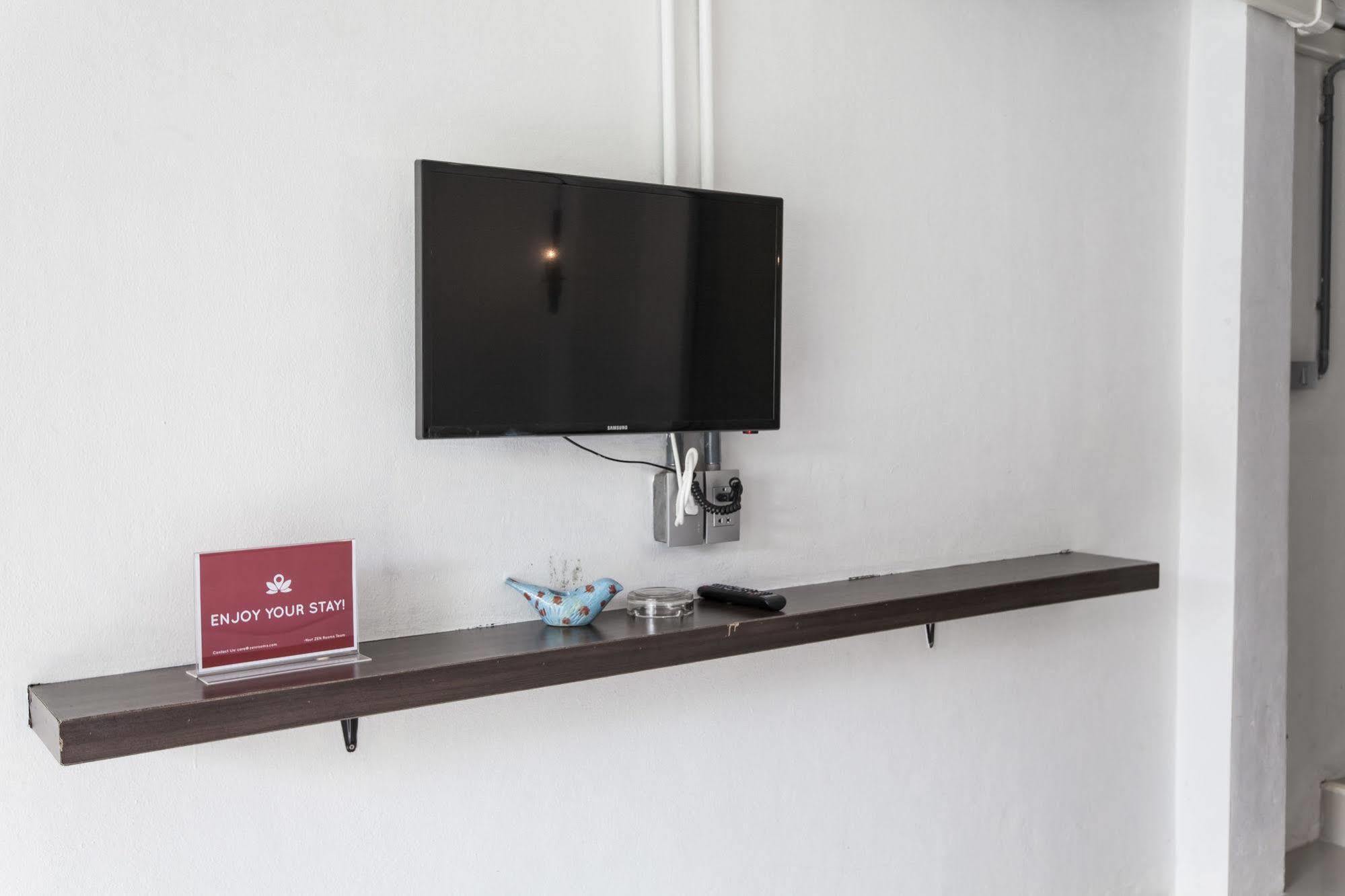 Zen Rooms Basic Nanai Phuket Patong Extérieur photo