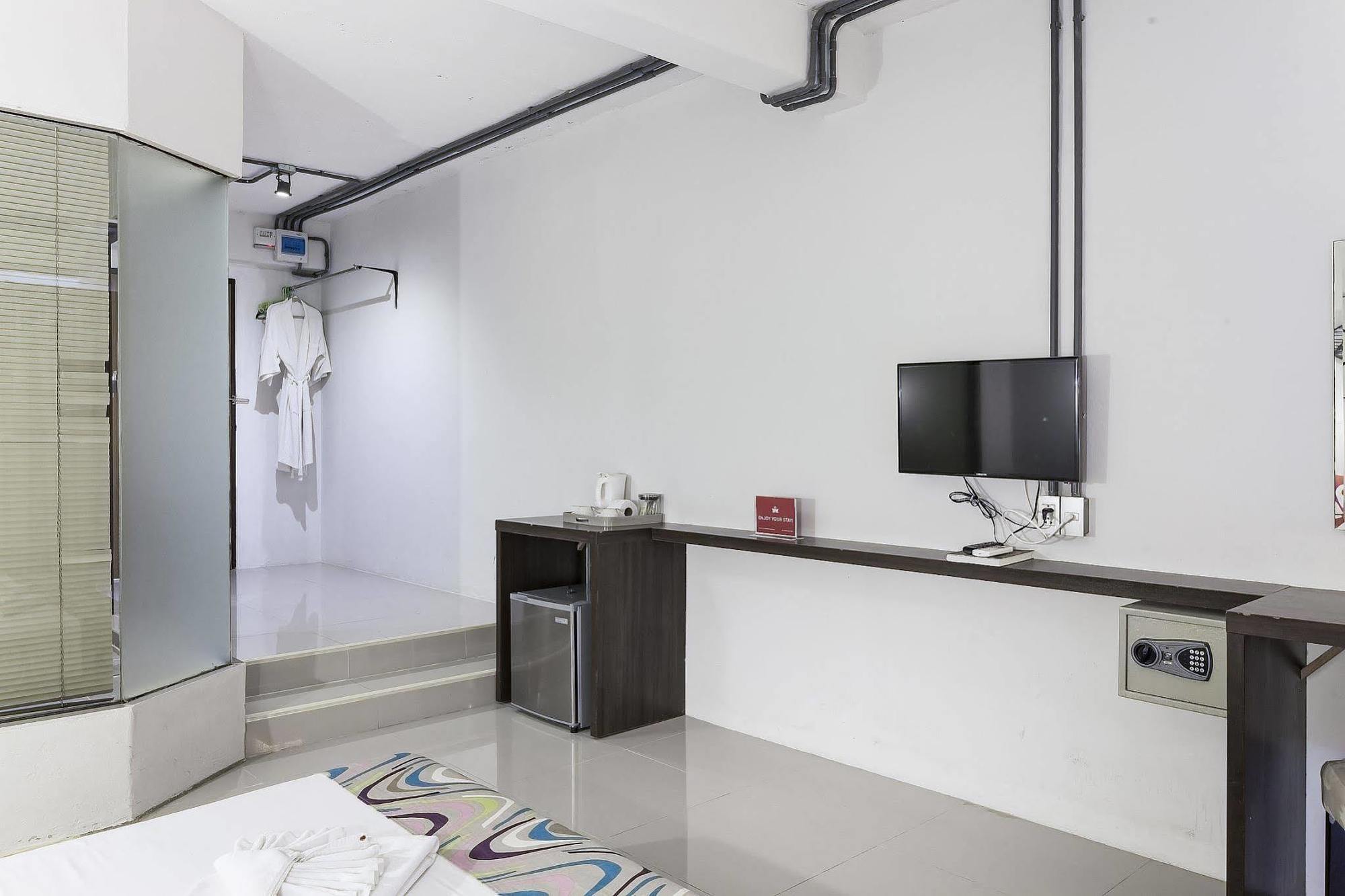 Zen Rooms Basic Nanai Phuket Patong Extérieur photo
